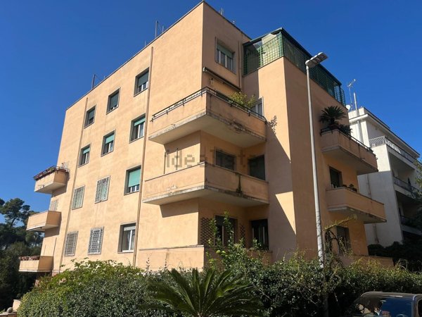 casa indipendente in vendita a Roma