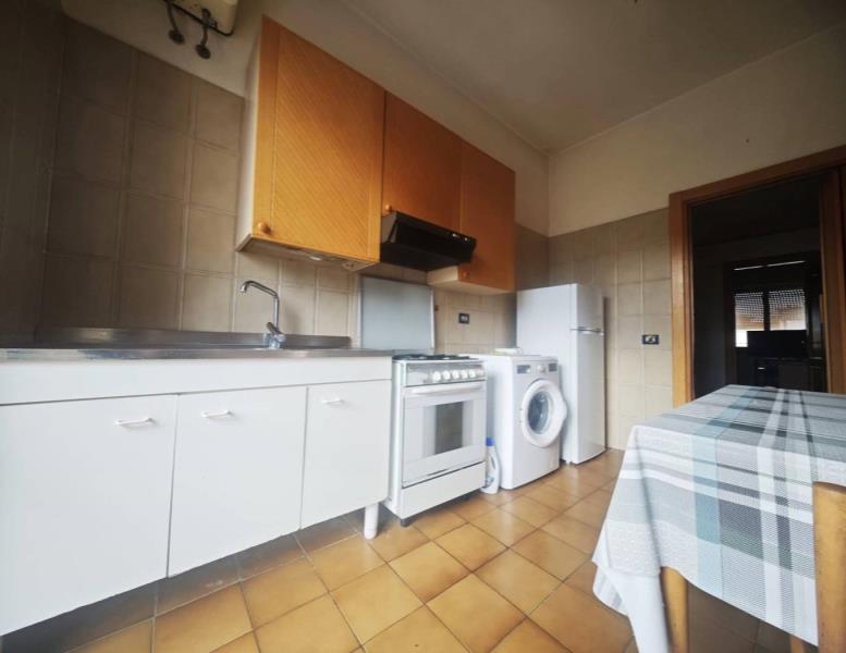 appartamento in vendita a Roma in zona Torre Gaia