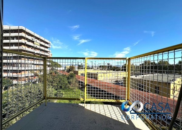 appartamento in vendita a Roma in zona Torre Spaccata