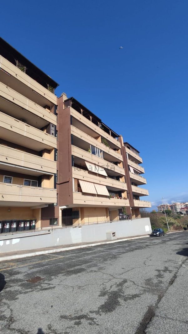 appartamento in vendita a Roma in zona Ponte di Nona