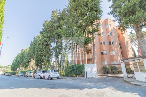 appartamento in vendita a Roma in zona Tor di Quinto