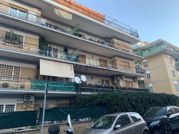 appartamento in vendita a Roma in zona Corviale