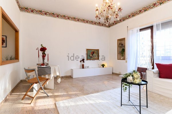 appartamento in vendita a Roma in zona Tor di Quinto