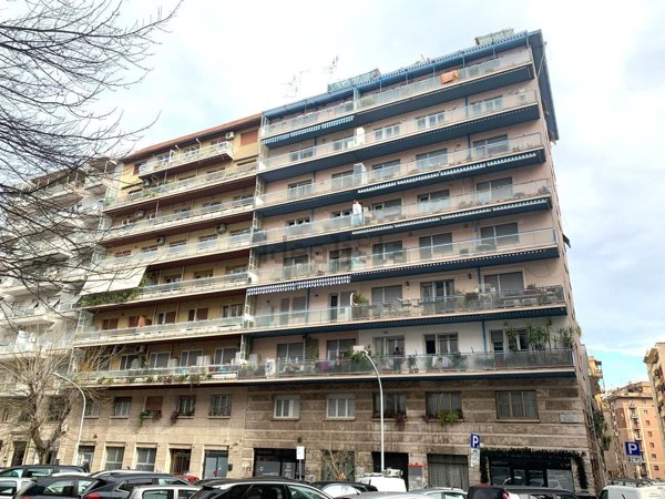 appartamento in vendita a Roma in zona Tuscolano