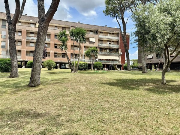appartamento in vendita a Roma in zona Dragoncello