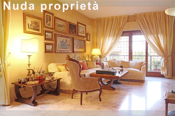 appartamento in vendita a Roma