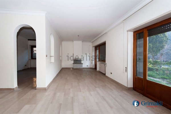 appartamento in vendita a Roma in zona EUR