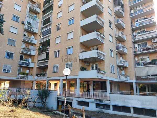appartamento in vendita a Roma in zona Labaro