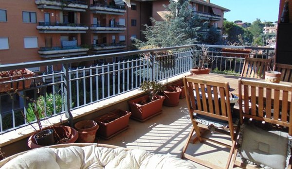 appartamento in vendita a Roma in zona Corviale