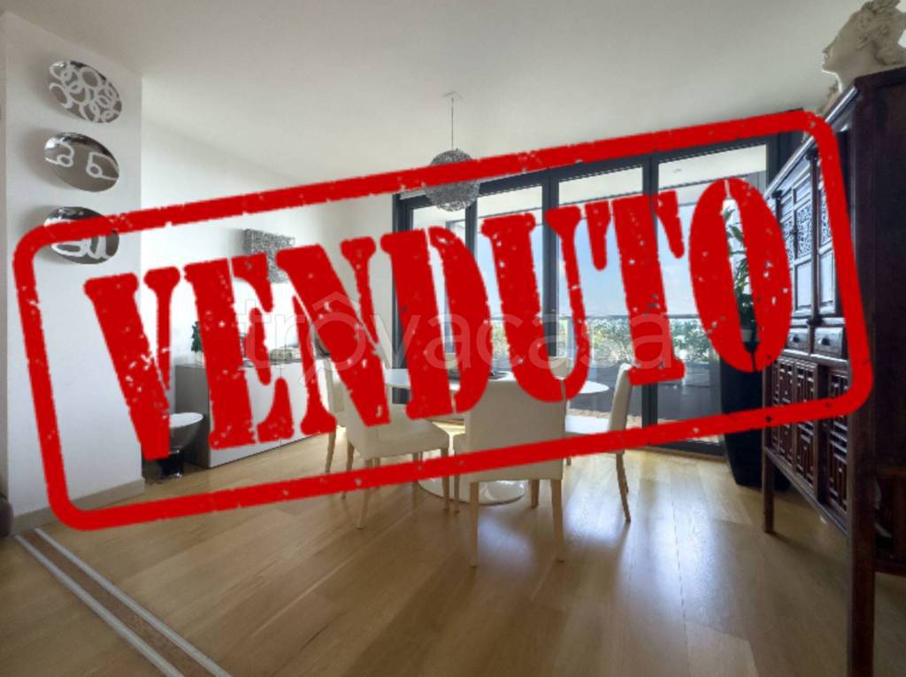 appartamento in vendita a Roma in zona Torrino