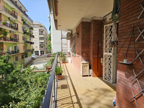 appartamento in vendita a Roma in zona Ostia