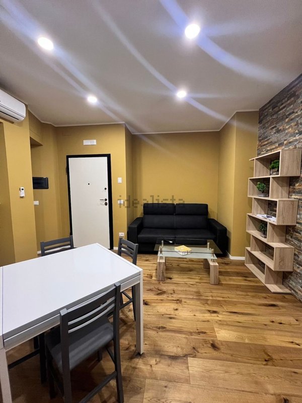 appartamento in vendita a Roma in zona Tor di Quinto