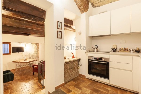 appartamento in vendita a Roma in zona Campo Marzio