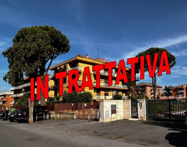 appartamento in vendita a Roma in zona Casal Morena