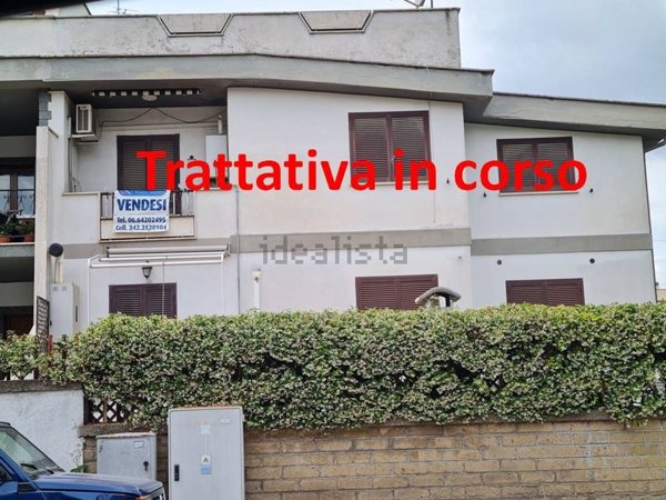 appartamento in vendita a Roma in zona Selva Candida