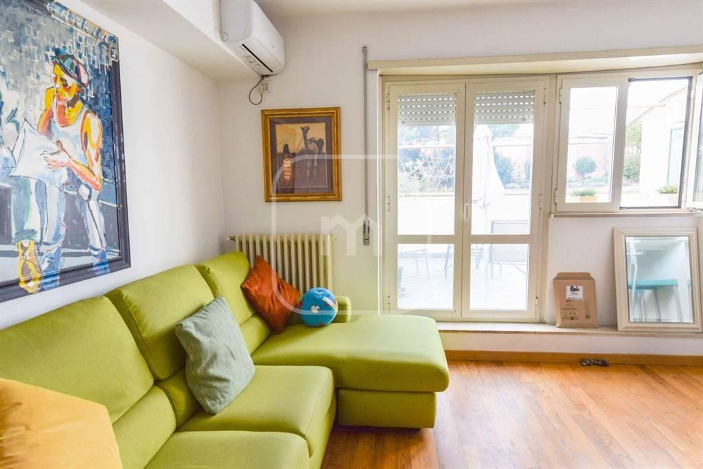 appartamento in vendita a Roma in zona Monte Sacro/Talenti