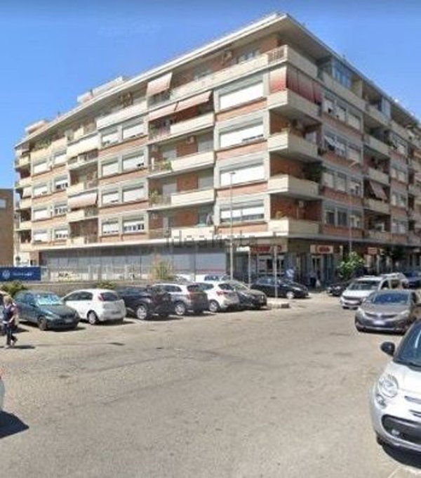 appartamento in vendita a Roma in zona Ostia