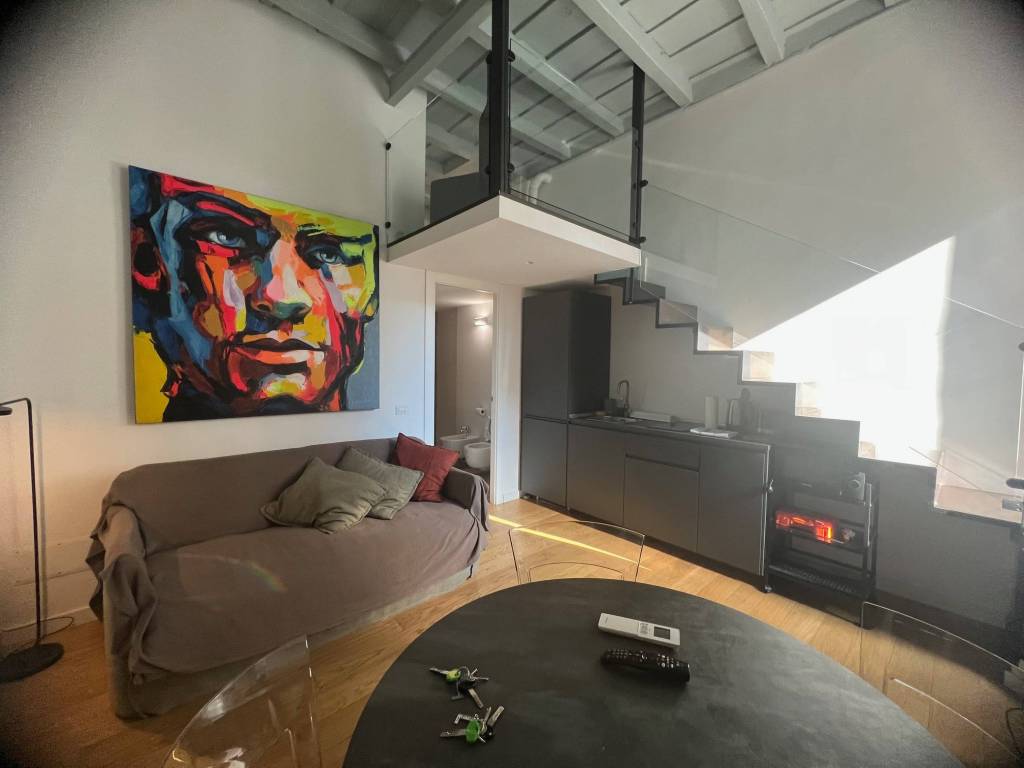 appartamento in vendita a Roma in zona Rione Regola