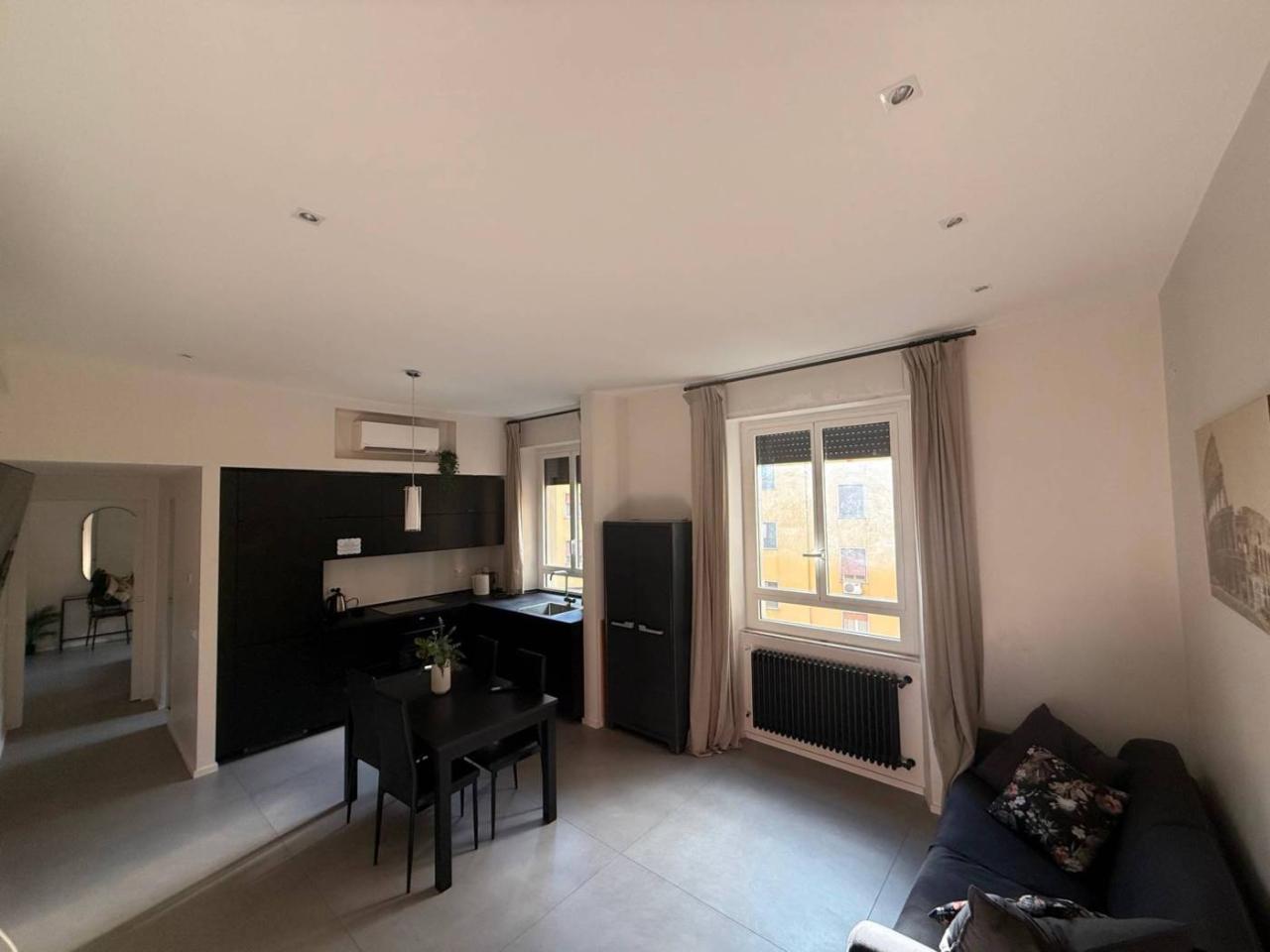 appartamento in vendita a Roma in zona Appio Latino