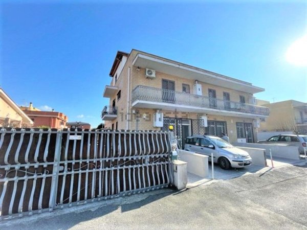 appartamento in vendita a Roma in zona Dragona/Bagnoletto