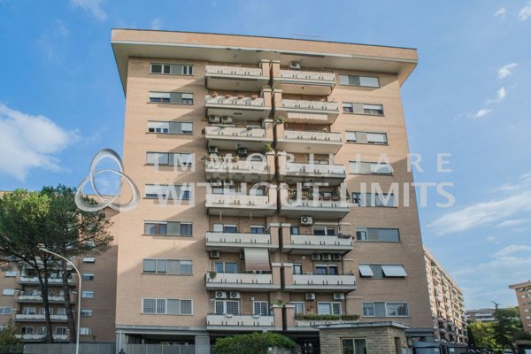appartamento in vendita a Roma in zona Cinecittà