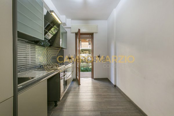 appartamento in vendita a Roma in zona Ardeatino