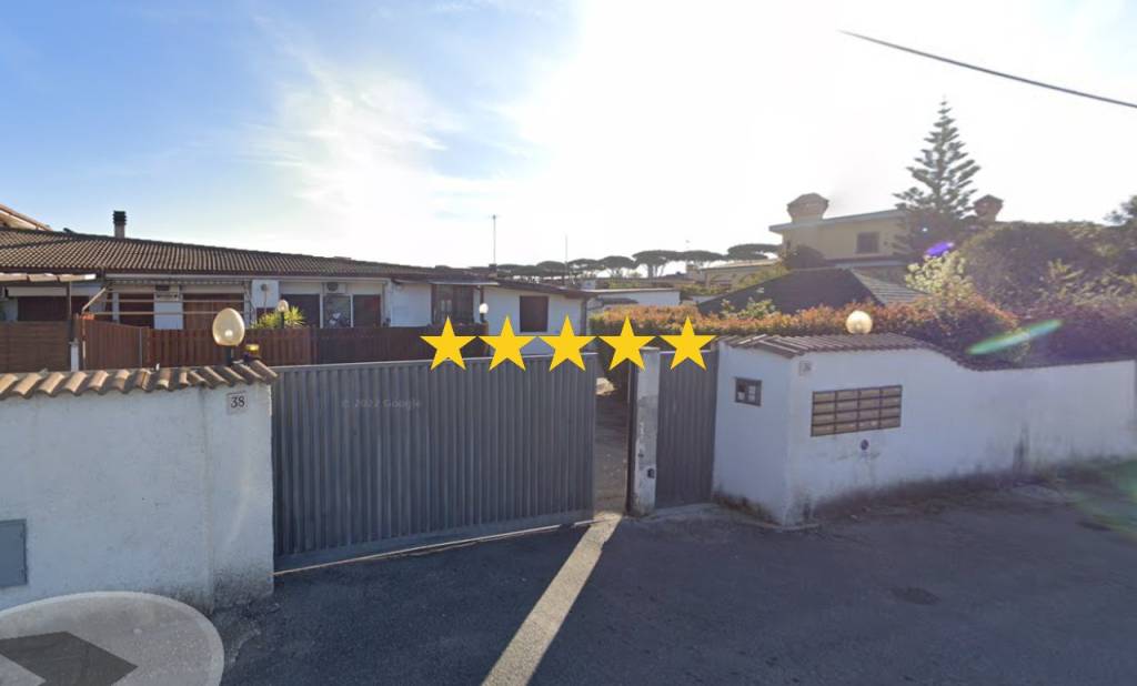 appartamento in vendita a Roma in zona Casal Palocco
