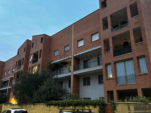 appartamento in vendita a Roma in zona Acilia