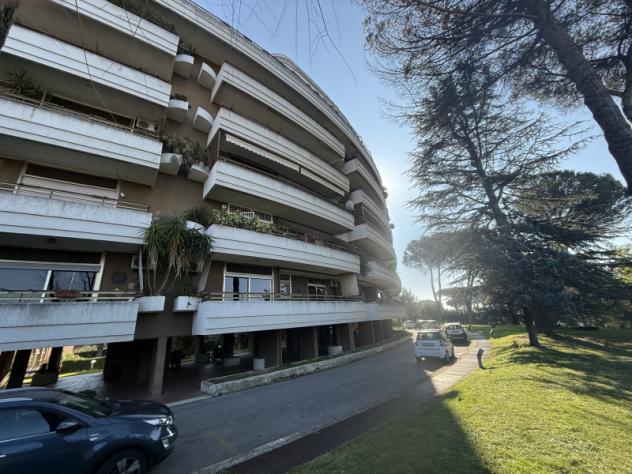 appartamento in vendita a Roma in zona Tor di Quinto