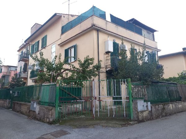 appartamento in vendita a Roma in zona Ponte Mammolo