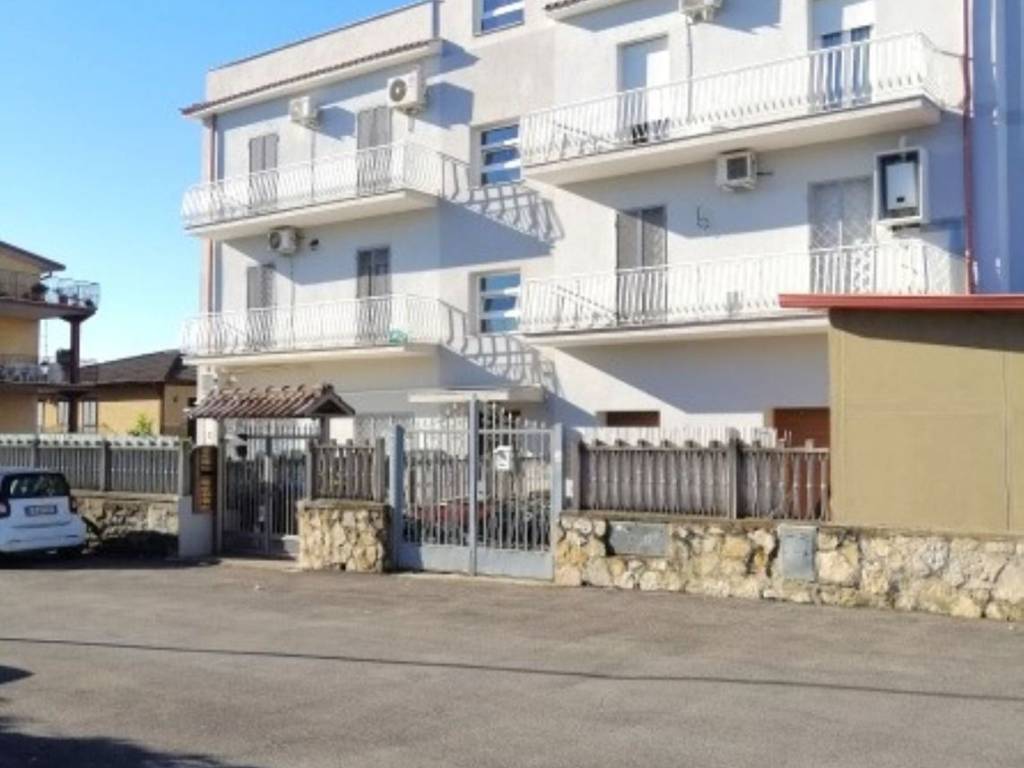 appartamento in vendita a Roma in zona Borghesiana