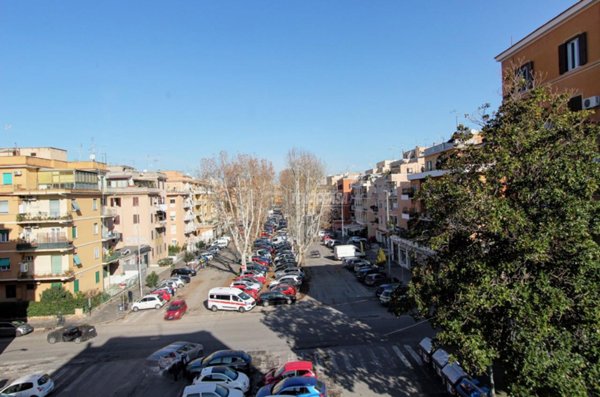 appartamento in vendita a Roma in zona Prenestino-Centocelle
