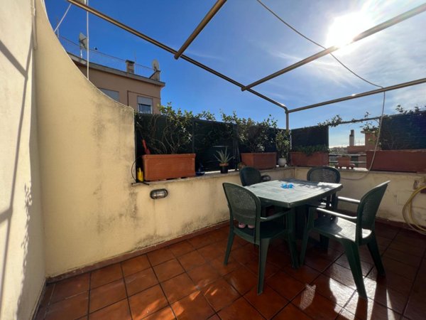 appartamento in vendita a Roma in zona Gianicolense