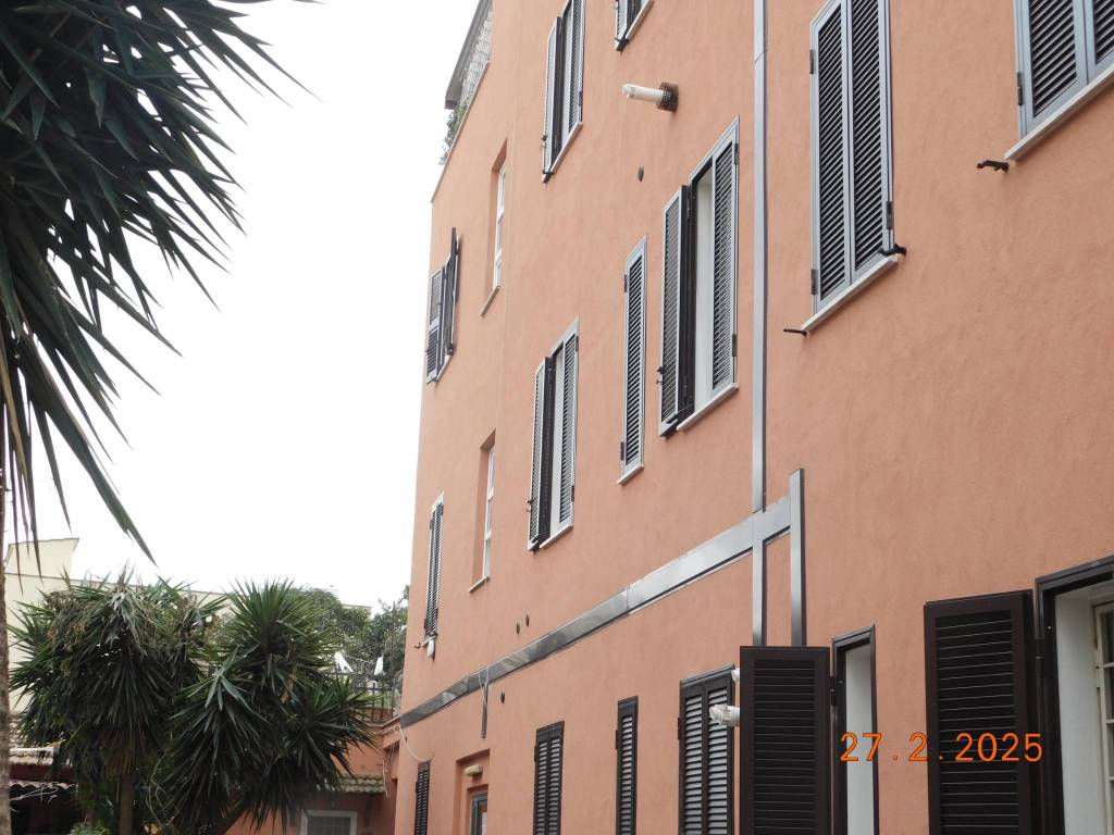 appartamento in vendita a Roma in zona Prenestino-Centocelle