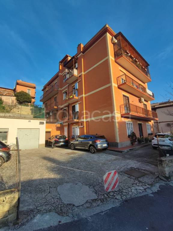 appartamento in vendita a Roma in zona Prima Porta