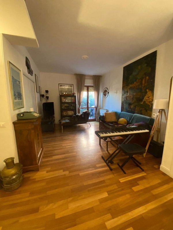 appartamento in vendita a Roma in zona Valle Muricana