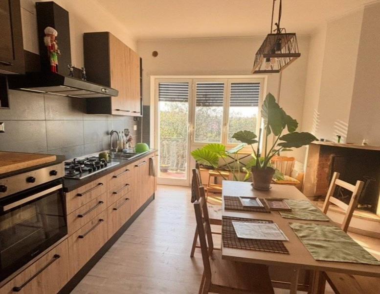 appartamento in vendita a Roma in zona Castel di Leva