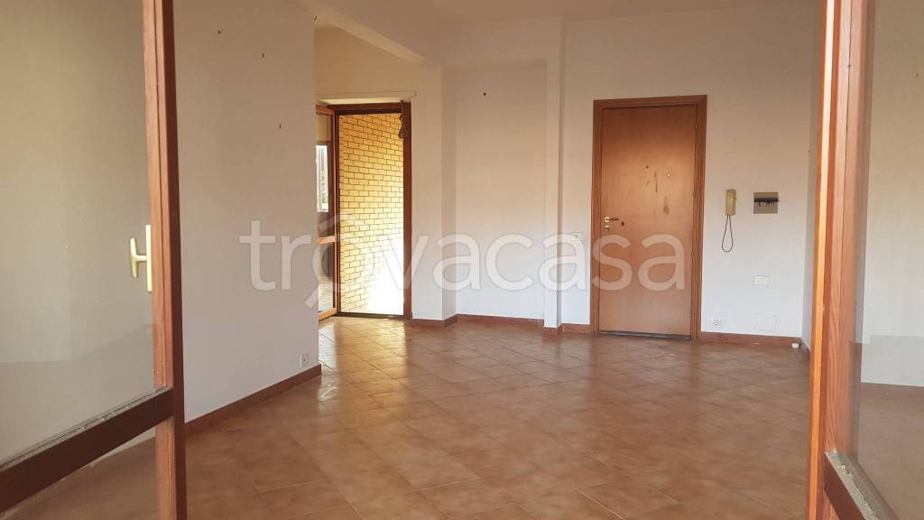appartamento in vendita a Roma in zona Casal Morena