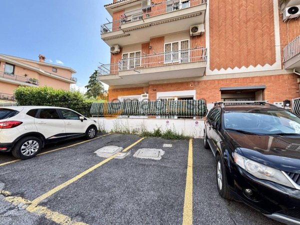 appartamento in vendita a Roma in zona Finocchio