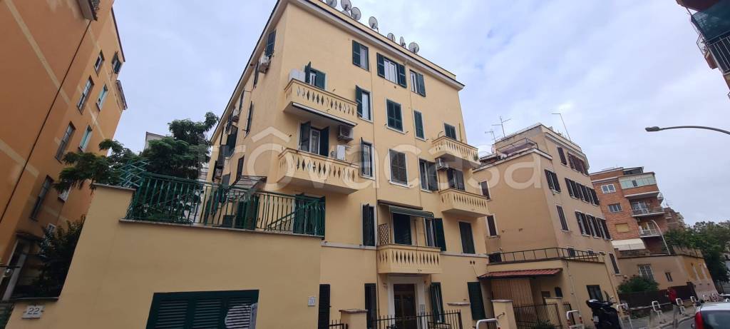 appartamento in vendita a Roma in zona Gianicolense