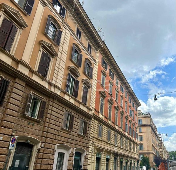 appartamento in vendita a Roma in zona Ostia