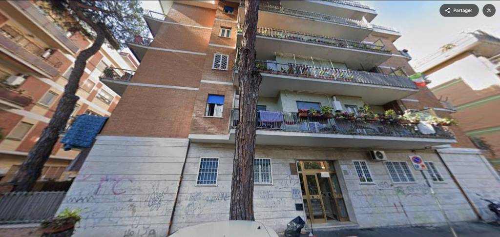 appartamento in vendita a Roma in zona Ostia