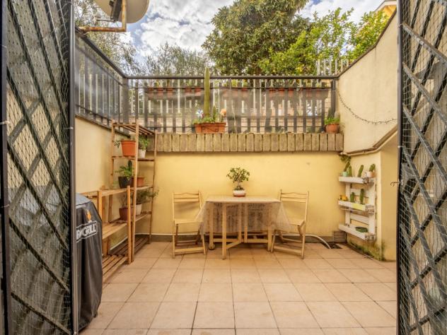 appartamento in vendita a Roma in zona Torre Angela