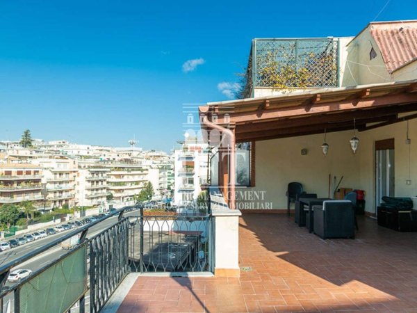 appartamento in vendita a Roma in zona Tor di Quinto