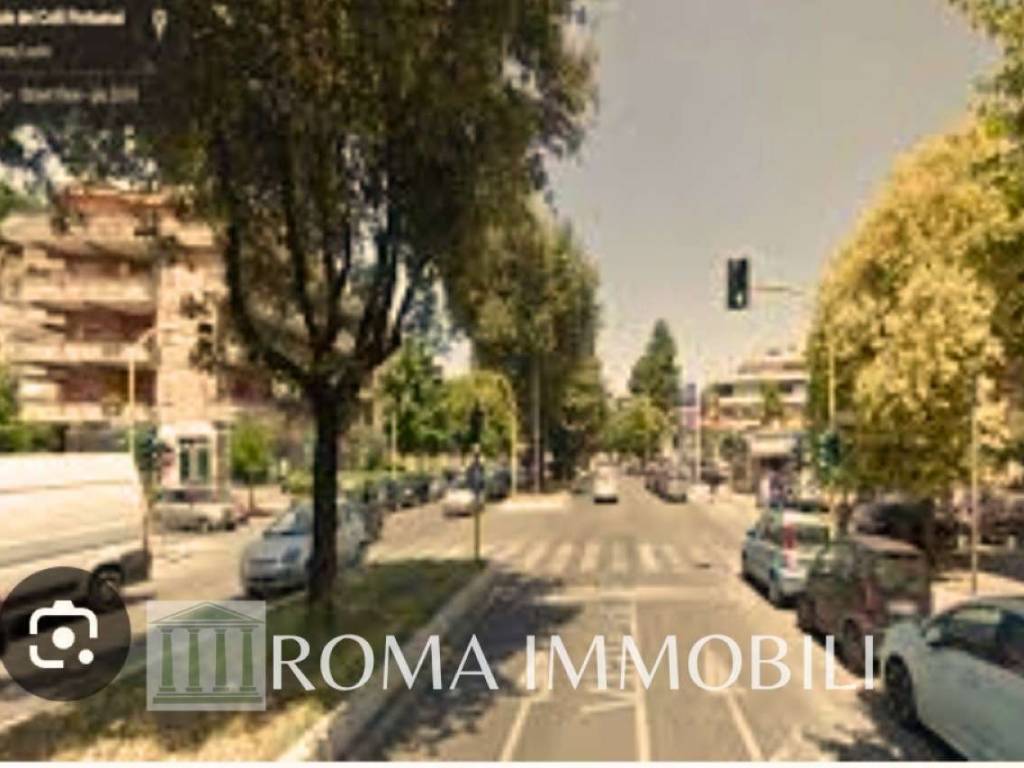 negozio in vendita a Roma in zona Gianicolense
