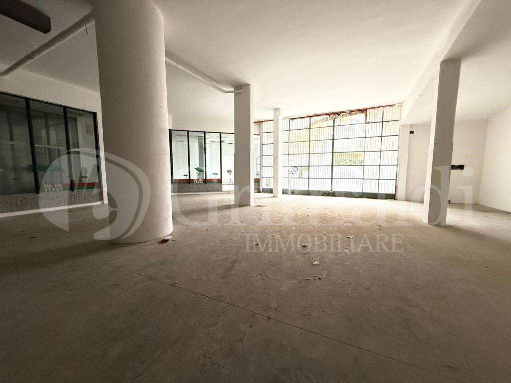 negozio in vendita a Roma in zona Gianicolense
