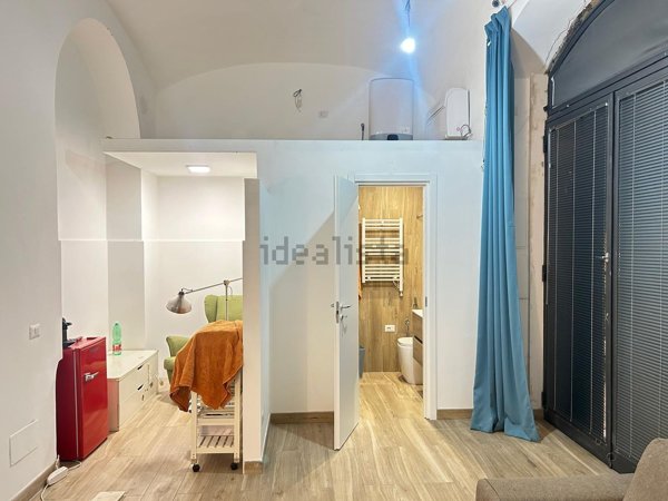 locale di sgombero in vendita a Roma in zona Esquilino