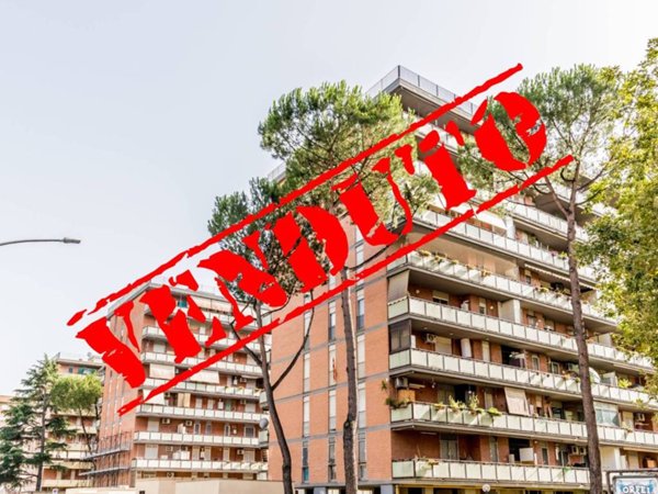 appartamento in vendita a Roma in zona Cinecittà