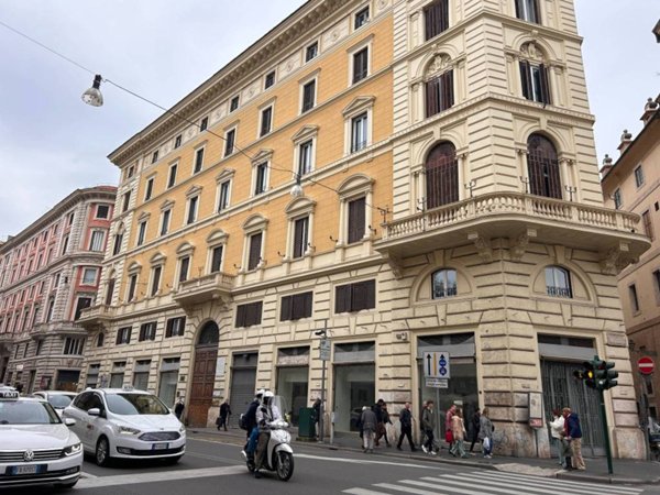 negozio in vendita a Roma in zona Centro Storico