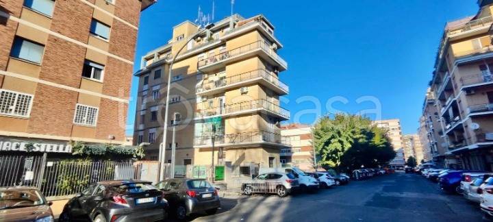 appartamento in vendita a Roma in zona Portuense